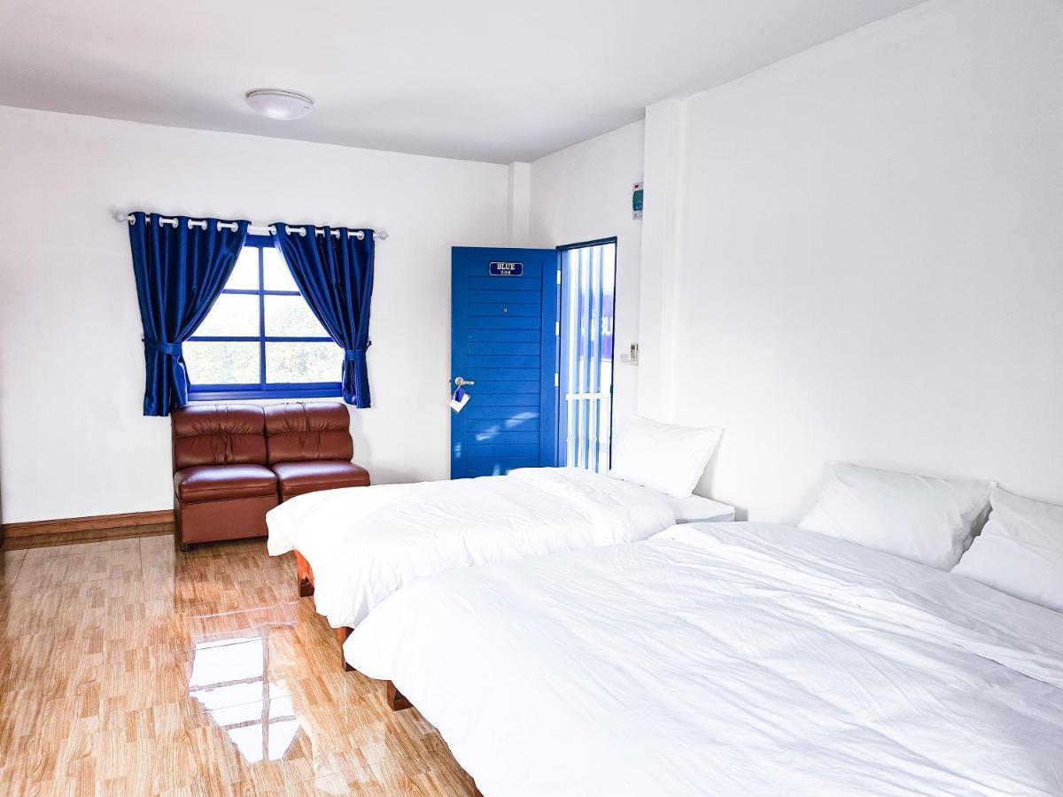الشقق الفندقية أنغ ثونغفي  Blue House المظهر الخارجي الصورة